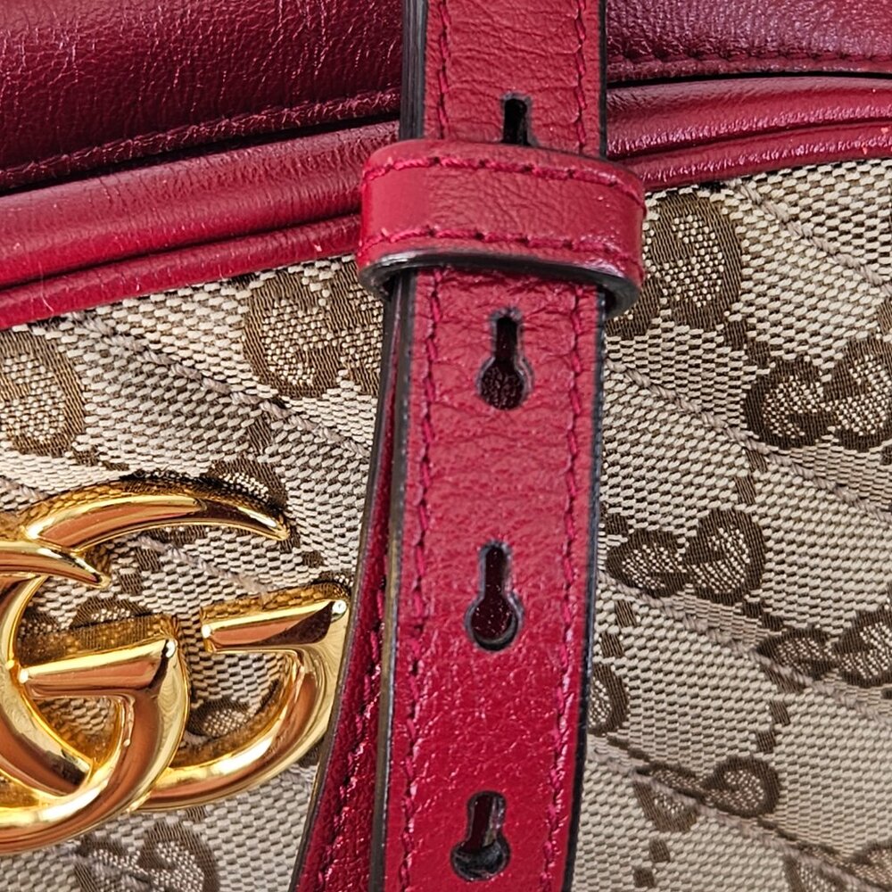 Gucci Marmont Quilted Canvas - Picture 12 of 12